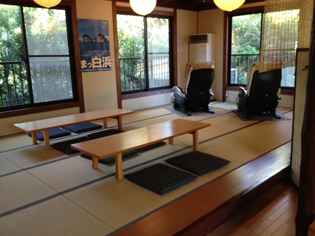 Grampus Inn Shirahama Bagian luar foto